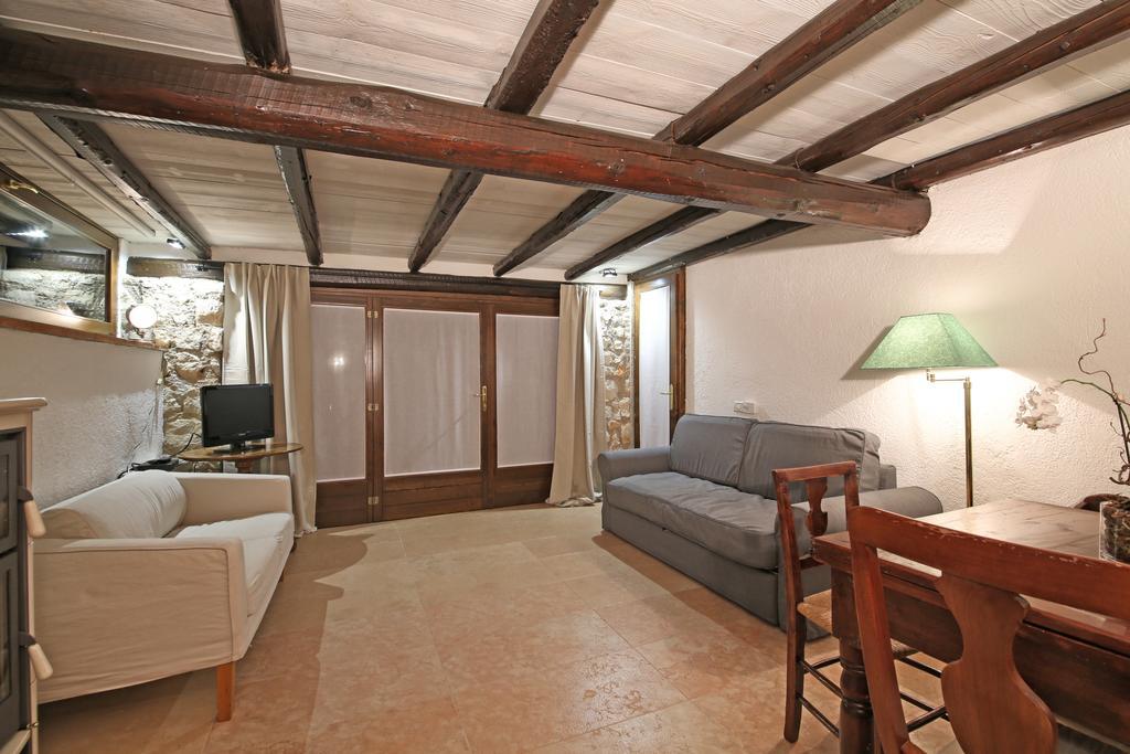 Villa Dei Rosmarini ตอสโกลาโน มาแดร์โน ภายนอก รูปภาพ